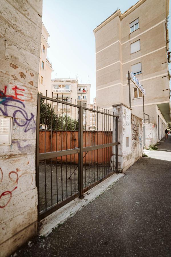 Ferienwohnung Casa Gioia - Metro Garbatella Rom Exterior foto